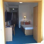 מלון Der Schuetzenhof 3*