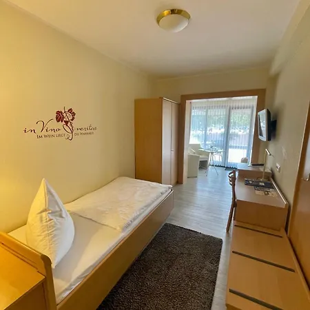 Der Schuetzenhof Отель 3*