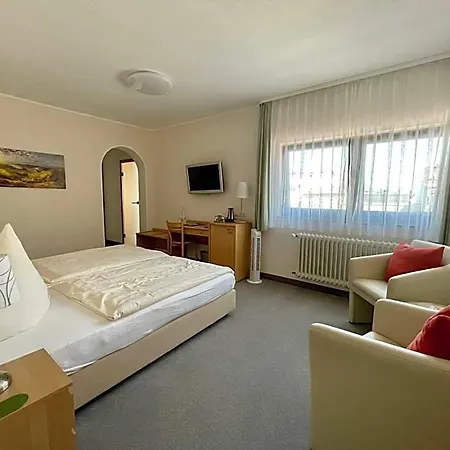 Der Schuetzenhof 3*