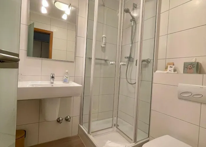 Der Schuetzenhof 巴特诺因阿尔-阿尔韦勒